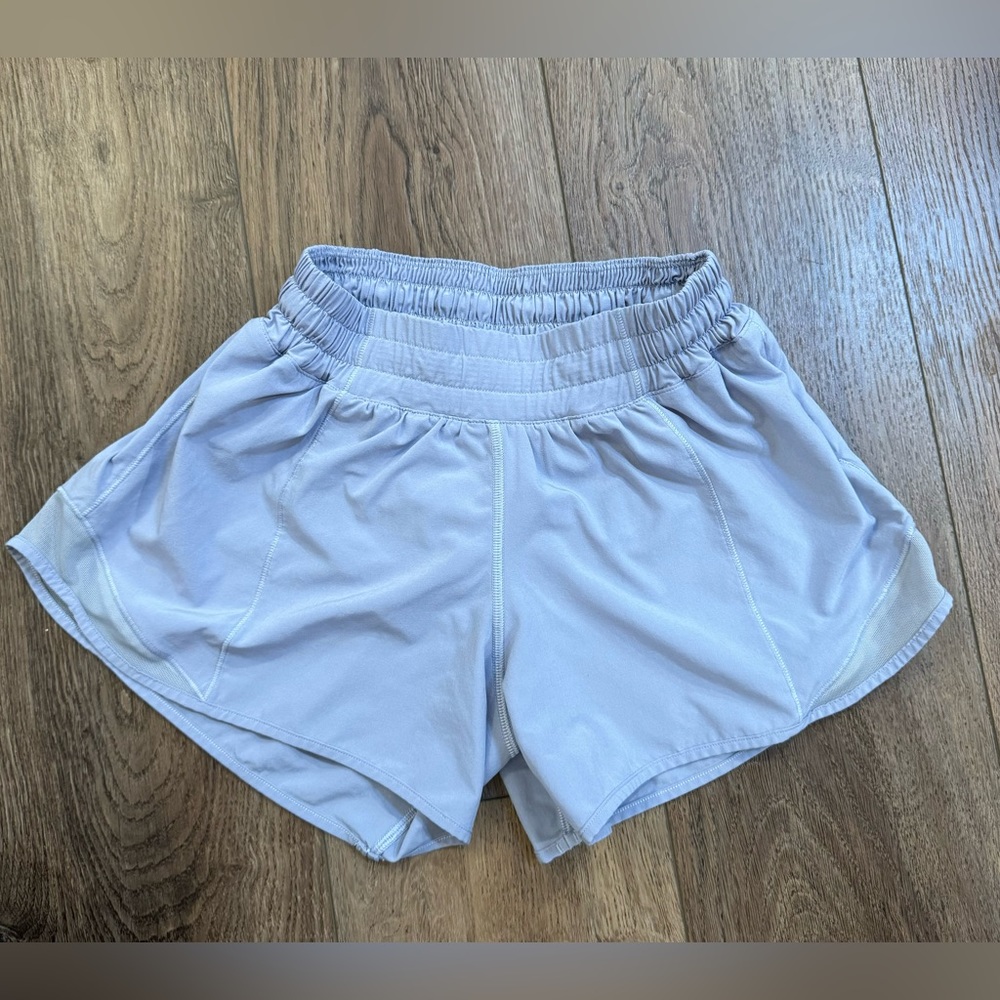 Lululemon hotty hot shorts, gray size 4 tall